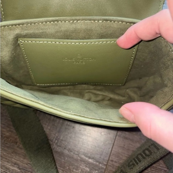 Louis Vuitton Green Quilted Crossbody Bag - Picture 7 of 13